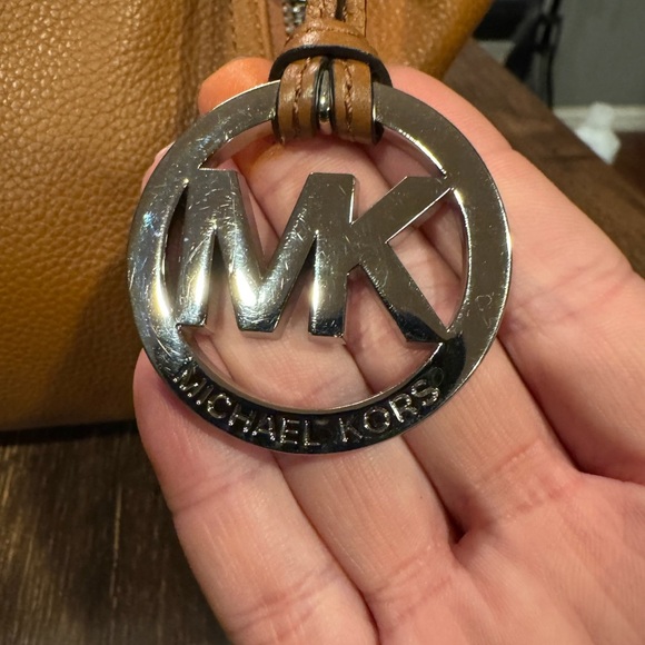 Michael Kors "CROSBY" L HOBO BAG - Picture 5 of 17